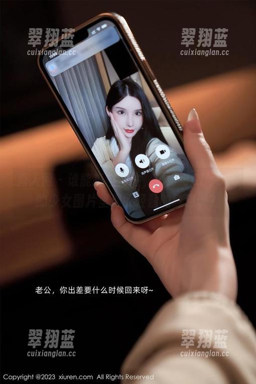 秀人网 - 谁能抵挡得住，妙可可Cheese的少女图片里那股轻盈的气息呢？