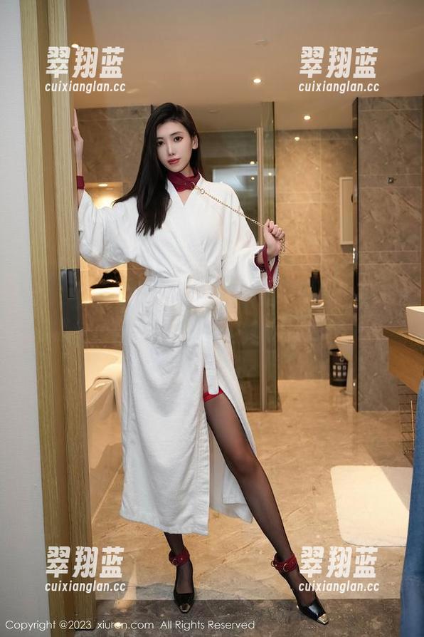 秀人网 - 就在这里，尽情沉迷“想做你的猫”的黑色高清图包，心如小鹿乱撞。