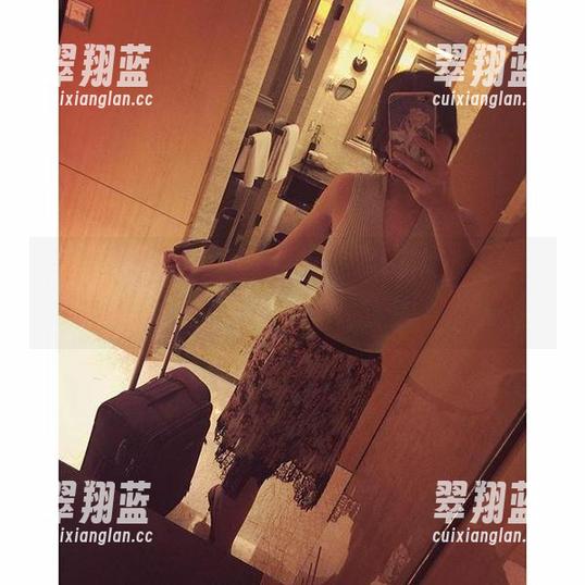 微密圈 - 童小芯的校园全套图集，书声琅琅中夹杂的...你懂的