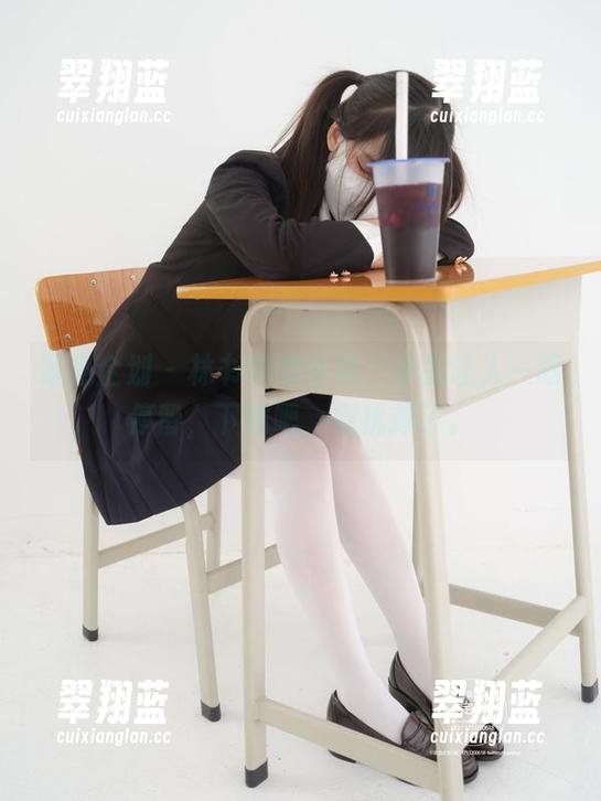 紧急企划 - 林书辞的丝袜，作品让人一眼停留，下载吧，别犹豫了。