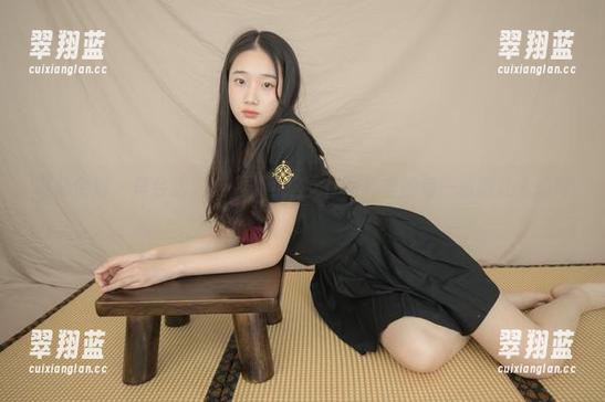 紧急企划 - 真会选，樱樱樱可这女仆写真里的每一张都让人好奇。