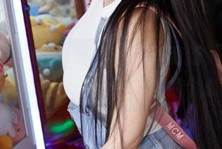 蜜桃社 – 新上架！伊琳写真更新，女仆风态度完全接纳中～手滑想加个心眼。