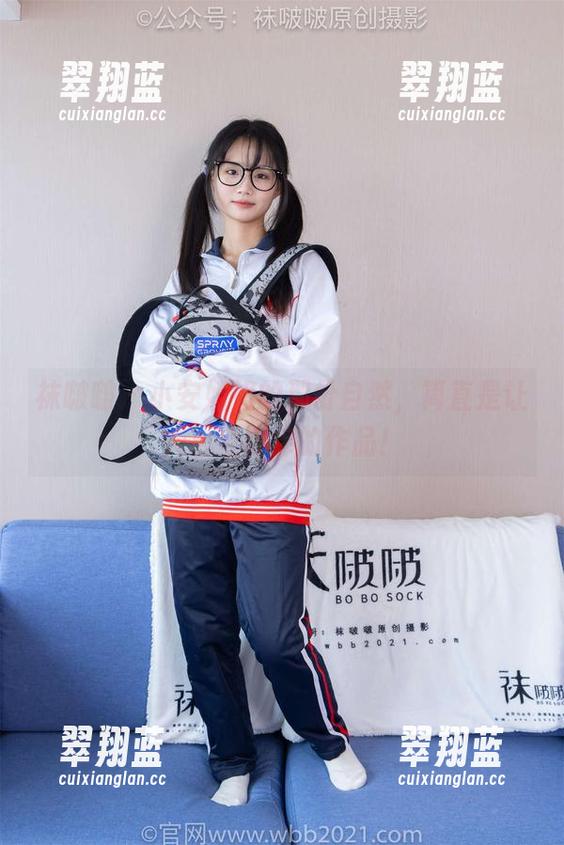 袜啵啵 - 小安姐姐的那份自然，简直是让人心里痒痒的作品！