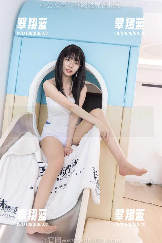 袜啵啵 - 个人审美种草！谨慎进入糯米的私房美足图片，慎防中毒