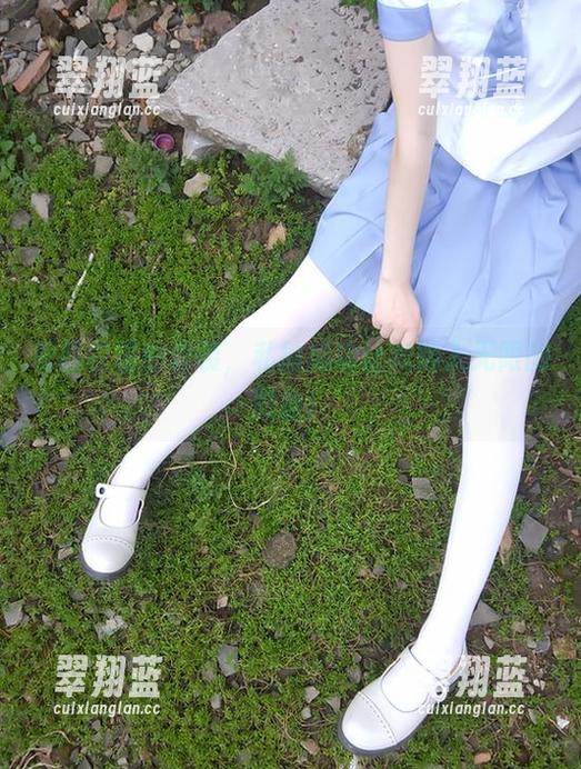 看西尔酱的套装，私拍成功让我陷入无限的想象！