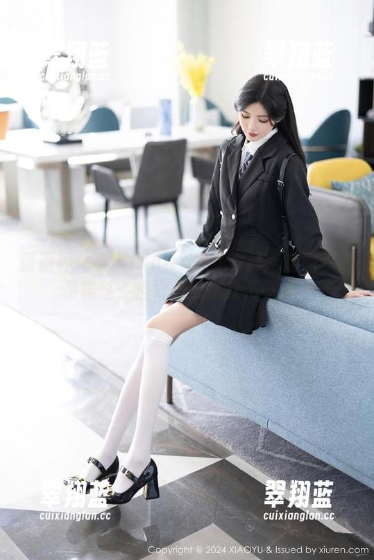 语画界-允儿Claire 语画界 - 允儿Claire的兔女郎:这图我只是路过,但好像被捕获了一样…