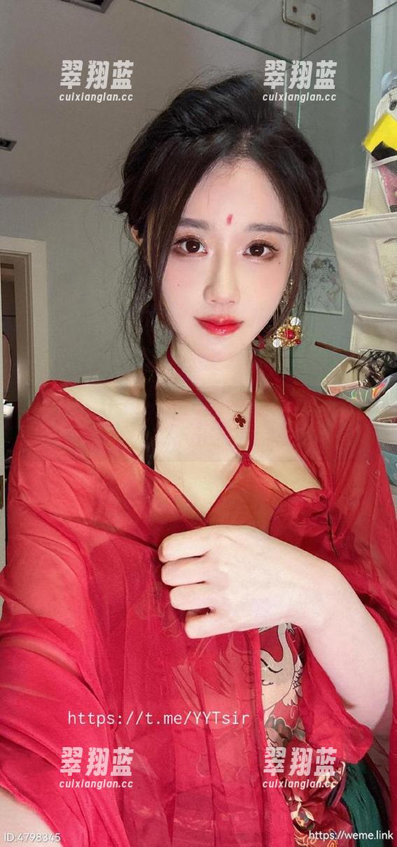 微密圈 - 轩子巨二兔的私拍资源，透明到让人说不出话来！