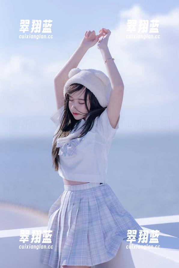 翻开过期米线线的图包，温柔小妈的身影，好像在轻声说话。