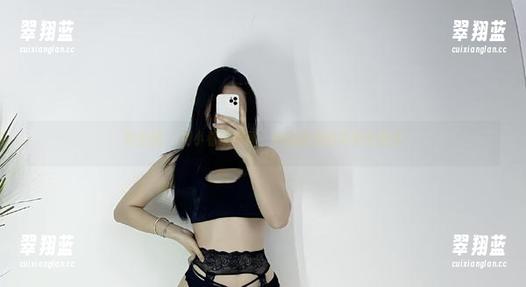 微密圈 - 别小看双马尾，铁锤姐姐的写真新视角