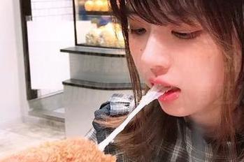 闪月半新作：高跟鞋即刻冲进了我的网盘，eva都是她的粉丝吧，太有魅力了！