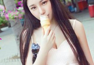 青豆客 – 吕梦玉的白色套图，原来白色不止是素颜的代名词！