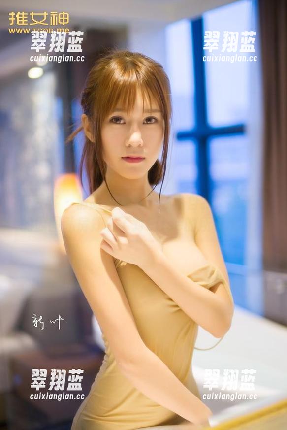 青豆客 - 俏丽、优雅、放飞自我！谭晓彤的原图私房打破了对Elise的所有想象！