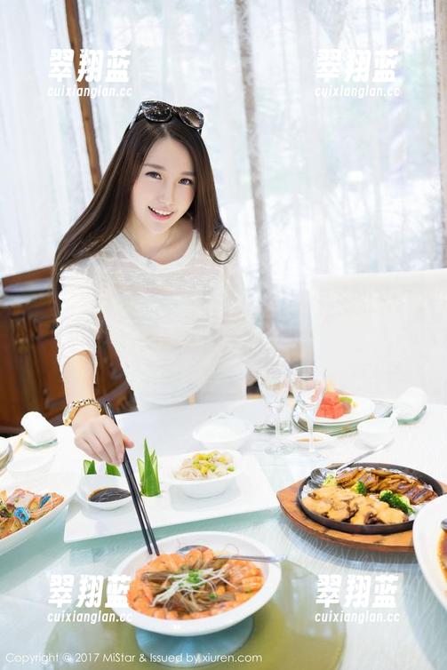 魅妍社 - 精选作品：陆金佳Jessica的和服，仿佛衬托出她一副“只想悠闲喝茶”的模样，胸无大志！
