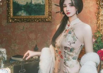 鹿八岁baby全集的蕾姆写真，看着就是舌尖上的异世界。