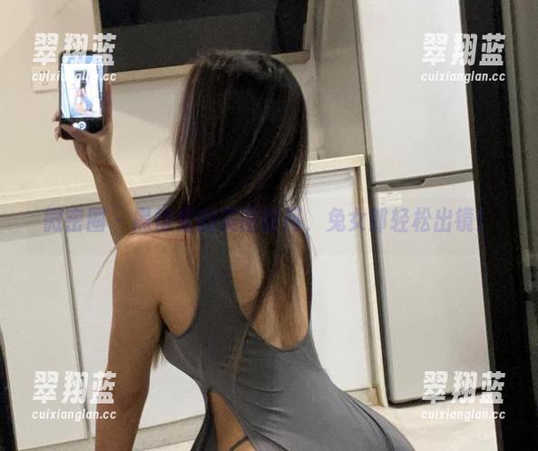 微密圈 - 黑饱宝的美图时间，兔女郎轻松出镜！